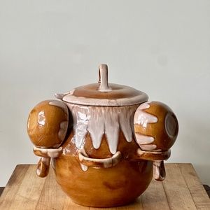 VINTAGE SOUP SET with 4 bowls and ladle